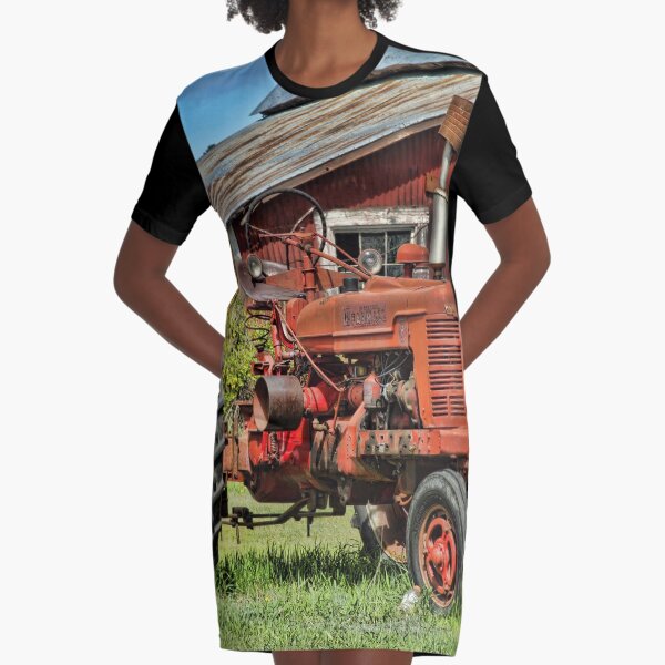 Vista previa del artículo con la obra «1952 Tractor Farmall», diseñado y vendido por alanathrower.