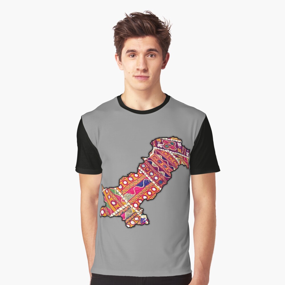 Aperçu de l'œuvre T-shirt graphique créée et vendue par daniashoaib.