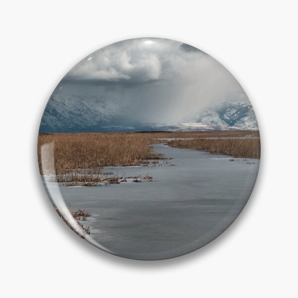 Artikelvorschau, Cold snowy winter landscape entworfen und verkauft von Ventures1.