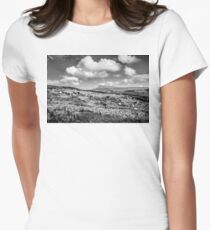 Donegal Scene Women's Fitted T-Shirt