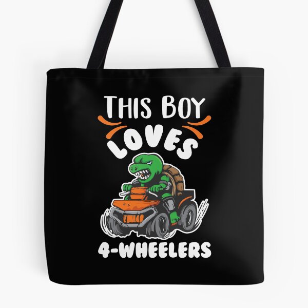 Artikelvorschau, Dieser Junge liebt 4-Wheelers Funny Dirt Bike Off Roading Sprüche entworfen und verkauft von Scratches Tees.