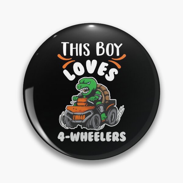 Artikelvorschau, Dieser Junge liebt 4-Wheelers Funny Dirt Bike Off Roading Sprüche entworfen und verkauft von Scratches Tees.
