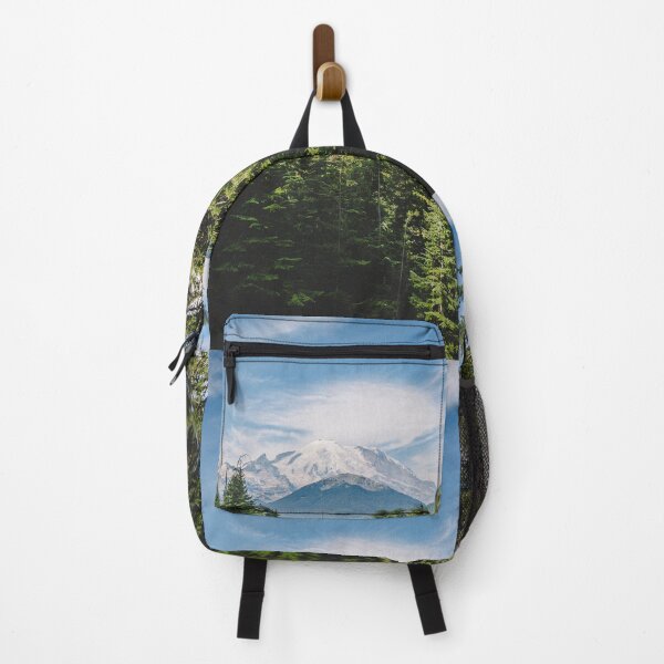 Artikelvorschau, Der mächtige Mount Rainer im Wald entworfen und verkauft von mattgeophoto.
