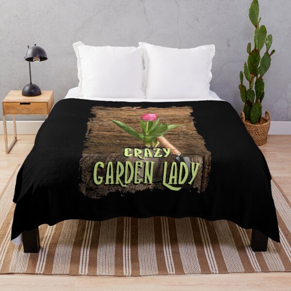 Aperçu de l'œuvre Crazy Garden Lady Vintage Design pour les jardiniers créée et vendue par Kalli-design.