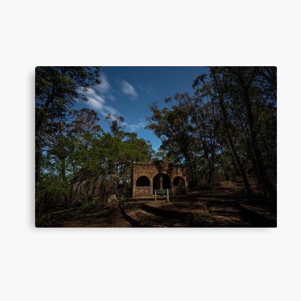 Old Building at Echo Point Lookout Canvas Print