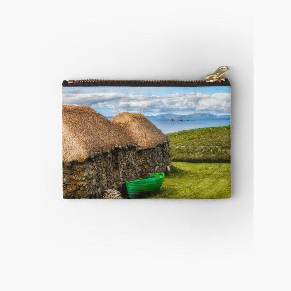 Artikelvorschau, Alte schottische Crofts auf der Isle of Skye entworfen und verkauft von derekbeattie.