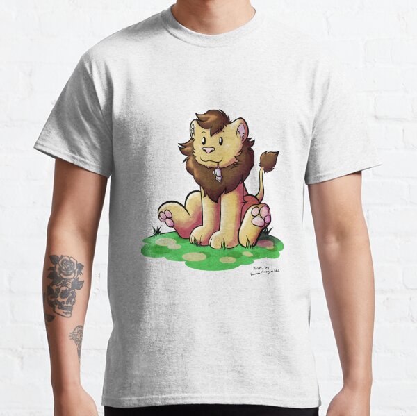 Lion caught a mouse Classic T-Shirt