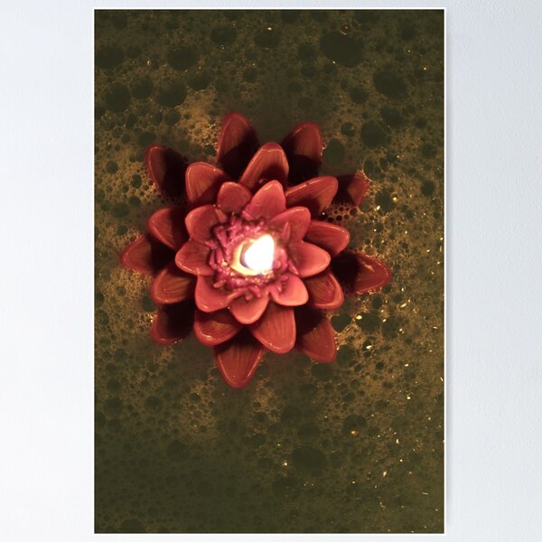 Item preview, Vela flotante en un baño de burbujas. designed and sold by Kaytjoy.