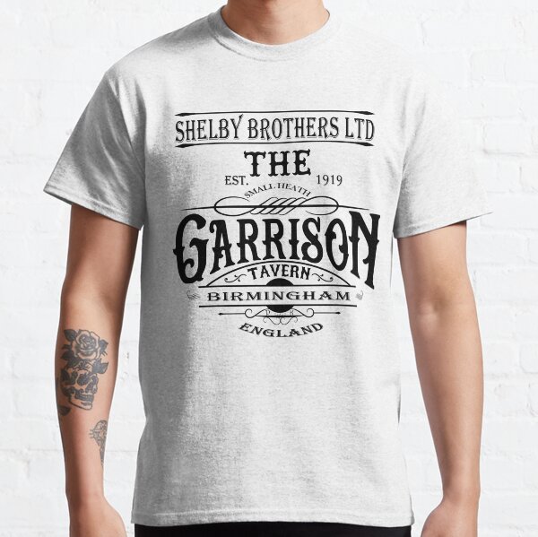 La taberna de la guarnición Camiseta clásica