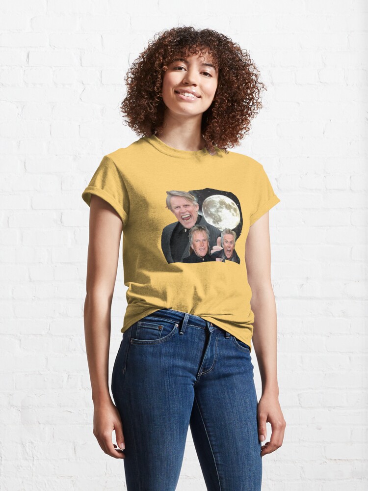 Discover Three Gary Busey Moon Classic T-Shirt