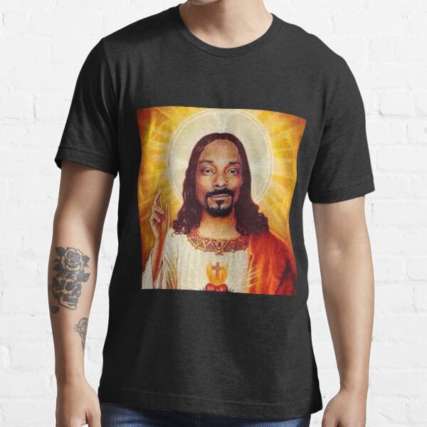 Snoop Dogg goes jesus  Essential T-Shirt