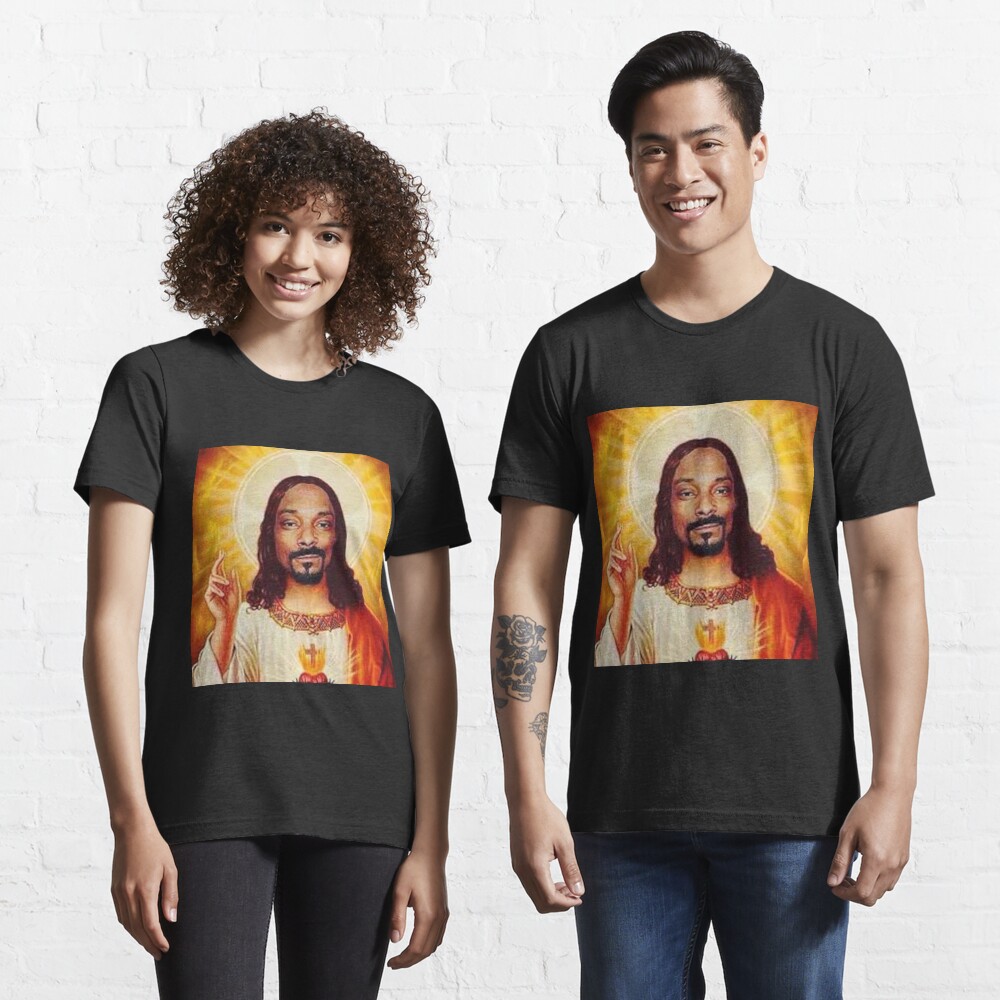 Snoop Dogg goes jesus Essential T-Shirt