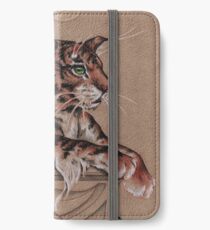 Fairy Tiger - alles über die Ohrbüschel iPhone Flip-Case/Hülle/Skin