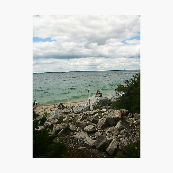 Artikelvorschau, Strandtag, Calming Lake Fotografie von Courtney Hatcher entworfen und verkauft von cghatcherart.