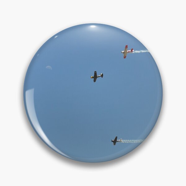 Artikelvorschau, Temora Airshow 2021 - WW2 Trainer Formation und Mond entworfen und verkauft von muz2142.