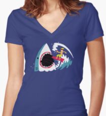 Camiseta entallada de cuello en V Surfear arriba