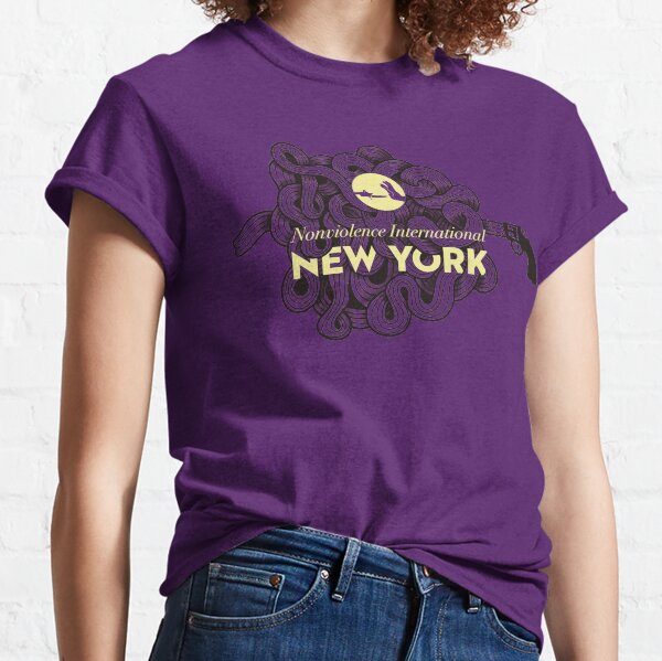 Gun in knot swirl design Classic T-Shirt