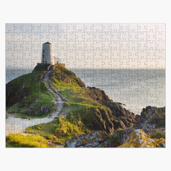 Twr Mawr Goldenhour Lighthouse on Anglesey Jigsaw Puzzle
