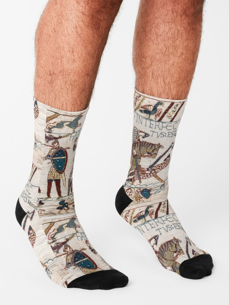 Alternate view of Bayeux Tapestry. King Harold is killed. Arrow in eye. Socks