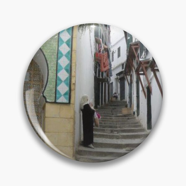 Artikelvorschau, Kasbah-Straße-Algier-Gemälde entworfen und verkauft von kikinafashion.