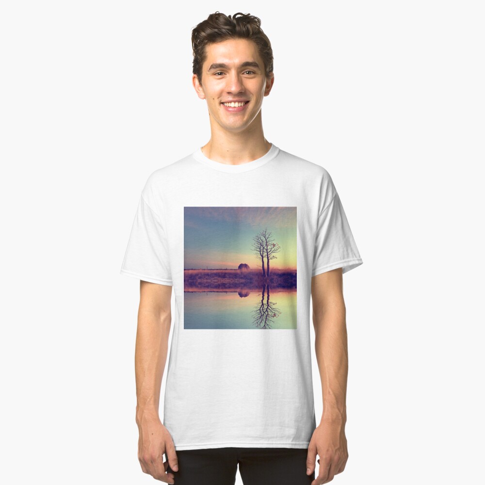 Voyage of discovery Classic T-Shirt