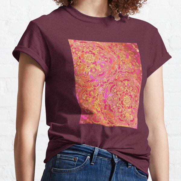Hot Pink and Gold Baroque Floral Pattern Classic T-Shirt