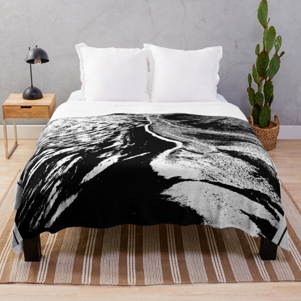 Pen y Fan, Wales Throw Blanket