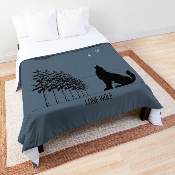 Lone Wolf Howling at the Moon Grey Comforter