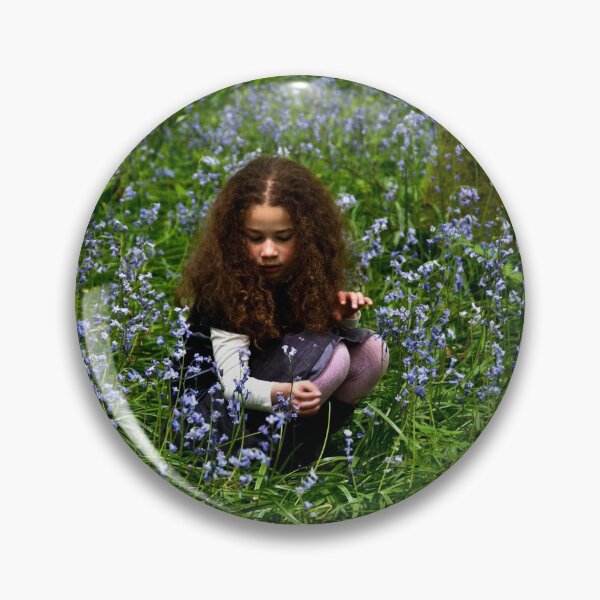 Artikelvorschau, Lua in Glockenblumen entworfen und verkauft von Inese.