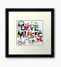 LOVE MUSIC Framed Print