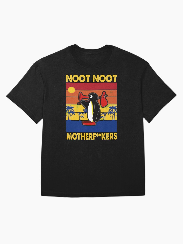 Imagen 3 de 7, Camiseta oversize con la obra noot noot pingu, diseñada y vendida por Mandeep68.