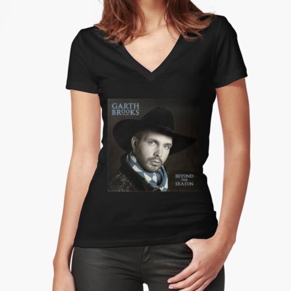 Beyond the season Fitted V-Neck T-Shirt
