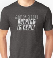 Camiseta ajustada EL ARTE ES UNA MENTIRA NADA ES REAL