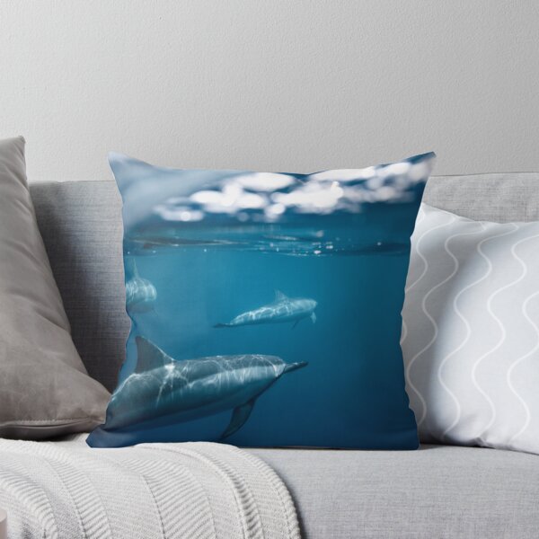 Artikelvorschau, Delfine im blauen Wasser entworfen und verkauft von WowNatureWorld.