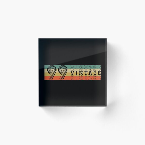 Aperçu de l'œuvre VINTAGE 99 créée et vendue par equiliser.