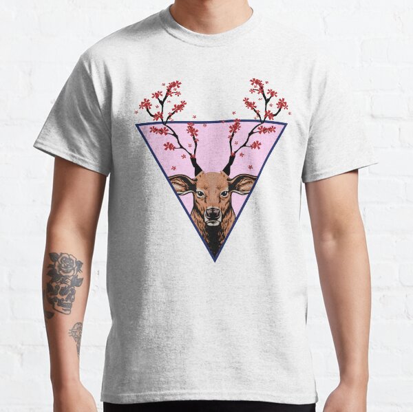 Camiseta ciervo salvaje con cuernos de árbol Camiseta clásica