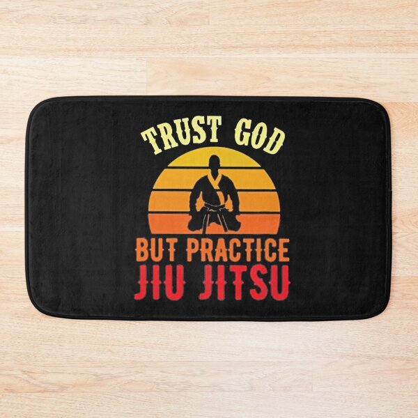 Artikelvorschau, Vertraue Gott, aber Pratice Jiu Jitsu Vintage entworfen und verkauft von BasiaKrol.