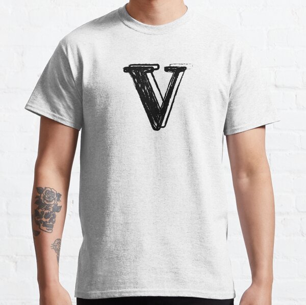 Black chalk letter V Classic T-Shirt