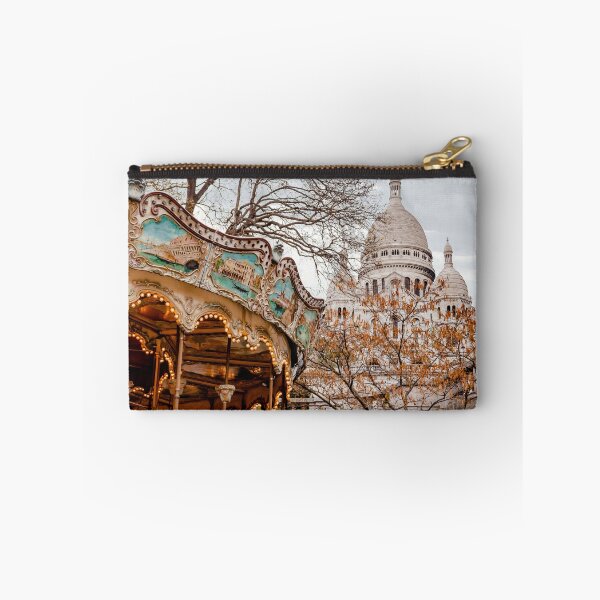 Artikelvorschau, Das Karussell und die Basilika Sacre Coeur in Paris, Frankreich entworfen und verkauft von KatiaKovan.