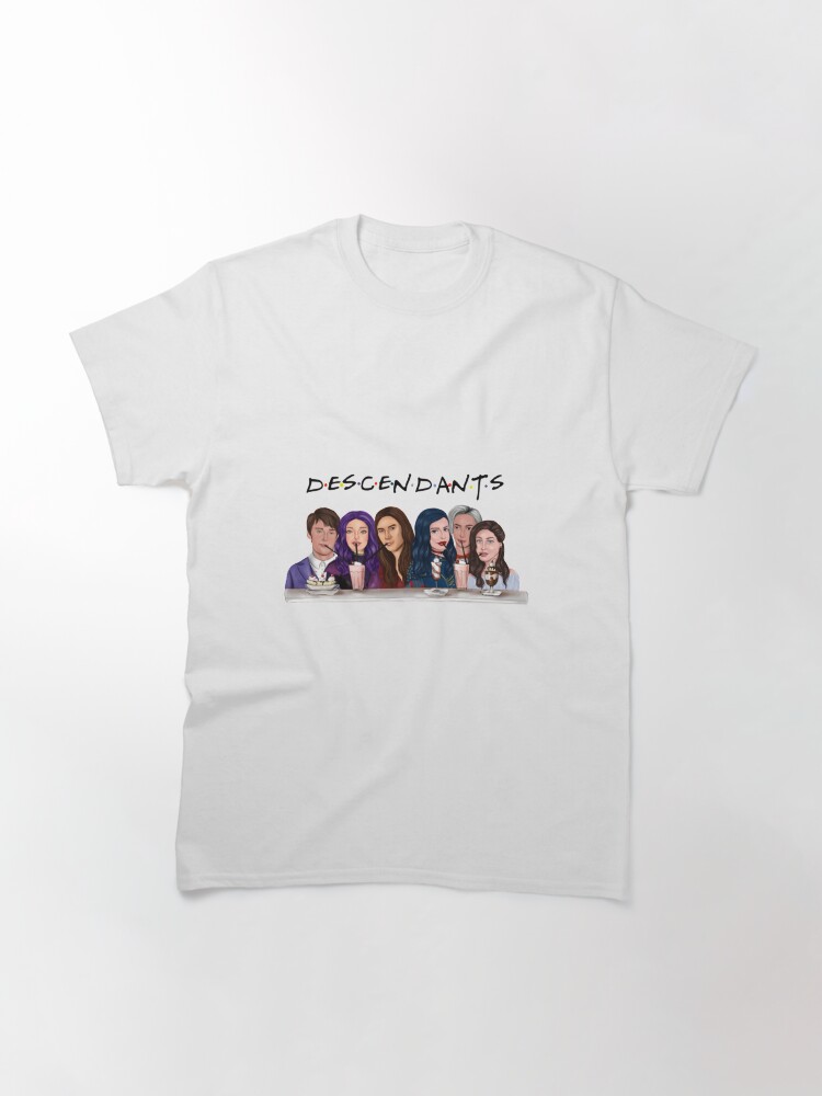 Imagen 3 de 7, Camiseta clásica con la obra Lindo diseño de descendientes, diseñada y vendida por LewisVidales.