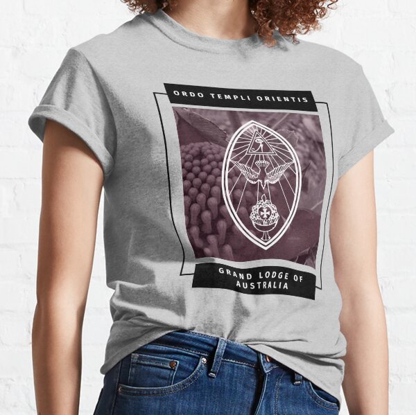 333 – Waratah Blossoms Classic T-Shirt