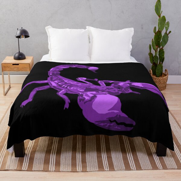 Aperçu de l'œuvre Scorpion violet créée et vendue par LavenderMae.