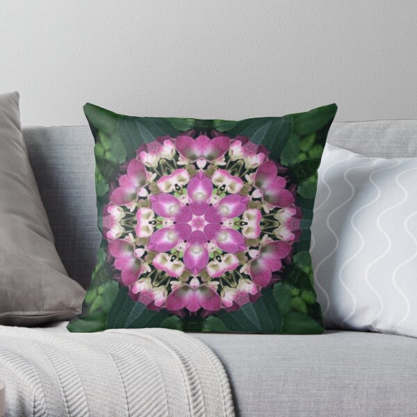 Kaleidoscopic Nature 00024 Throw Pillow