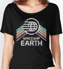 Vintage Spaceship Earth with Distressed Logo in Retro Style Women's Relaxed Fit T-Shirt