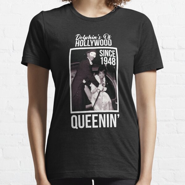DOH Ruth - Queenin 2 Essential T-Shirt