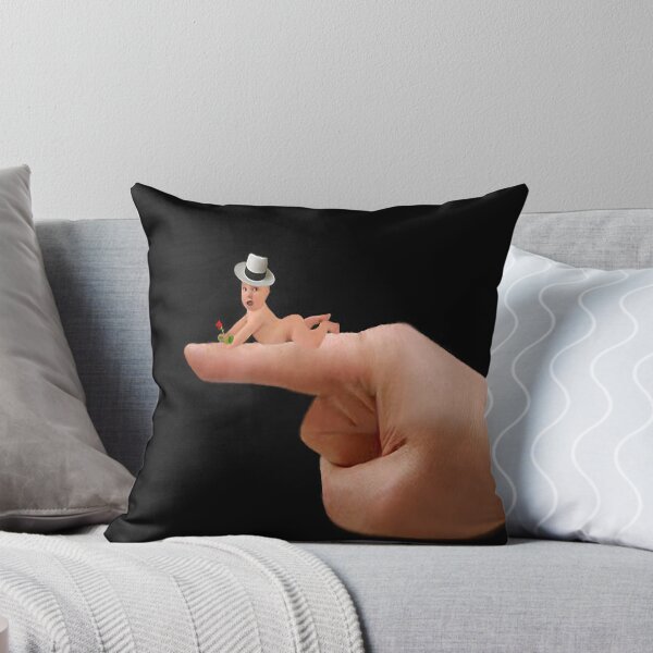 Artikelvorschau, (✿◠‿◠)  (◕‿◕✿) I Held You Right On The Tip Of My Finger ThRoW PillOw (✿◠‿◠)  (◕‿◕✿) entworfen und verkauft von ✿✿ Bonita ✿✿ ђєℓℓσ.