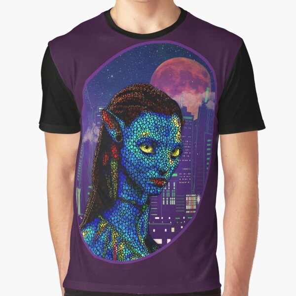 Neytiri in Newyork City 2 Graphic T-Shirt
