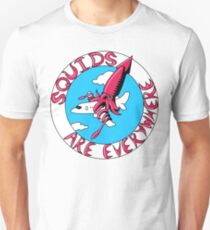 Squids are everywhere Unisex T-Shirt