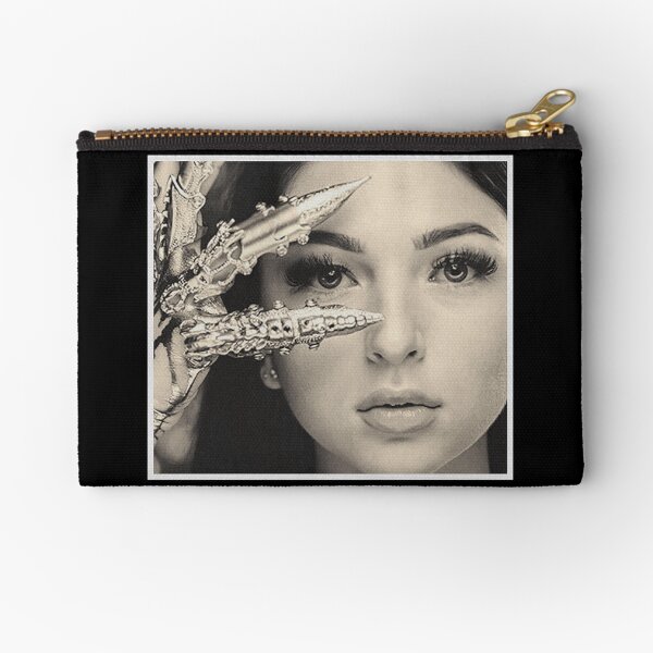 Une belle femme aux longs cils Pochette