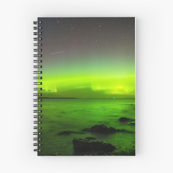 Aperçu de l'œuvre Aurora la mer créée et vendue par Mike Hulme.